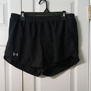 Under Armour black lined running workout comfy shorts  Sz XL  EUC